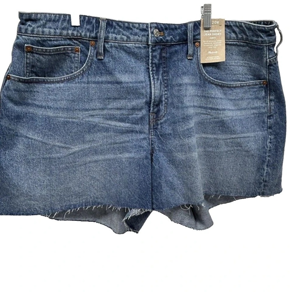 Madewell Women's 20W Curvy The Perfect Raw Edge Jean Short (E3)